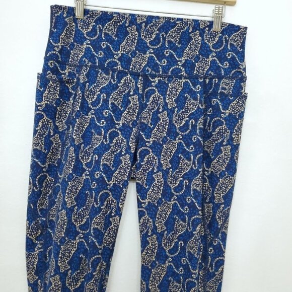 Lilly Pulitzer Luxletics 26" High Rise Leggings, Low Tide Navy, XL - Picture 7 of 14